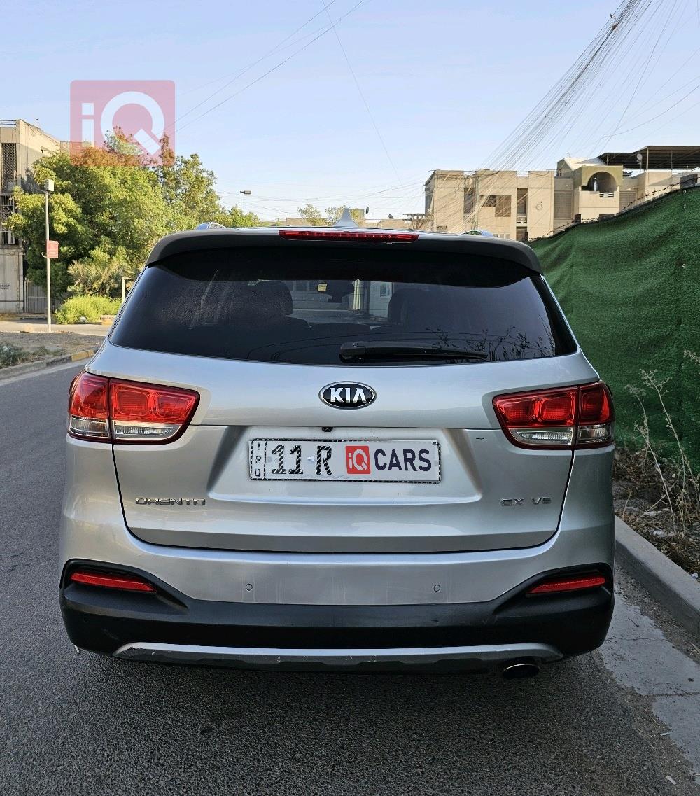 كيا سورينتو